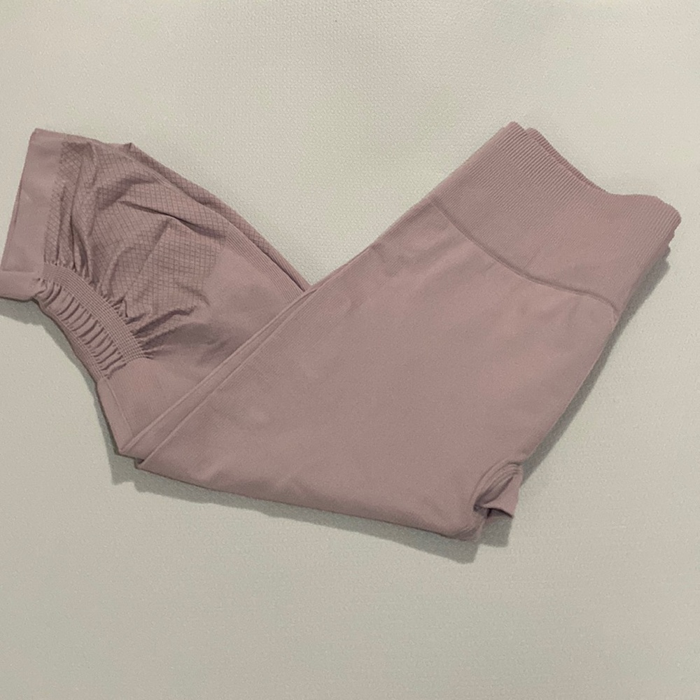 Lululemon leggings size 10